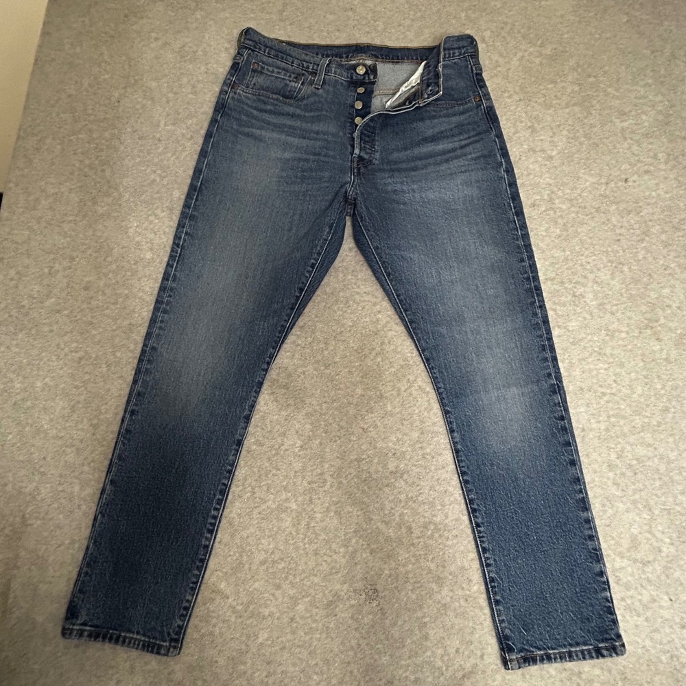 Levi's 501 Women's Premium Skinny Signature Button Fly Jeans Medium Wash Size 28